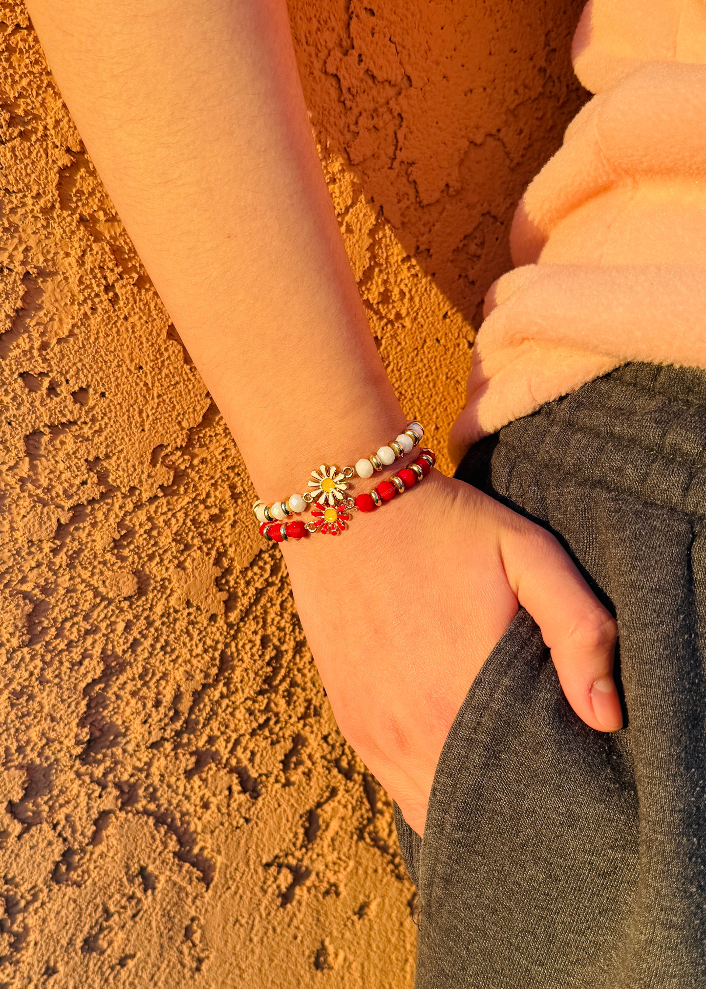 Daisy Life Charm Beaded Bracelet