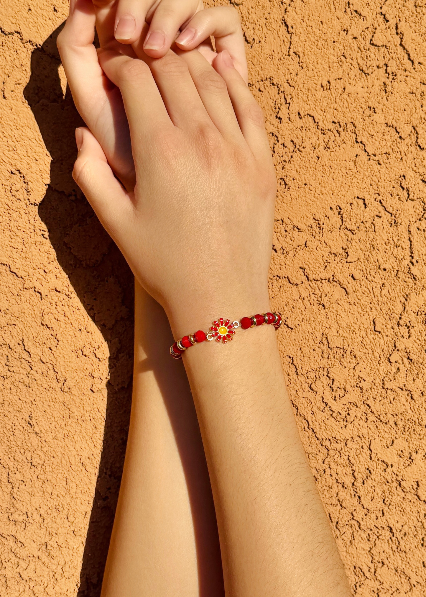 Daisy Life Charm Beaded Bracelet
