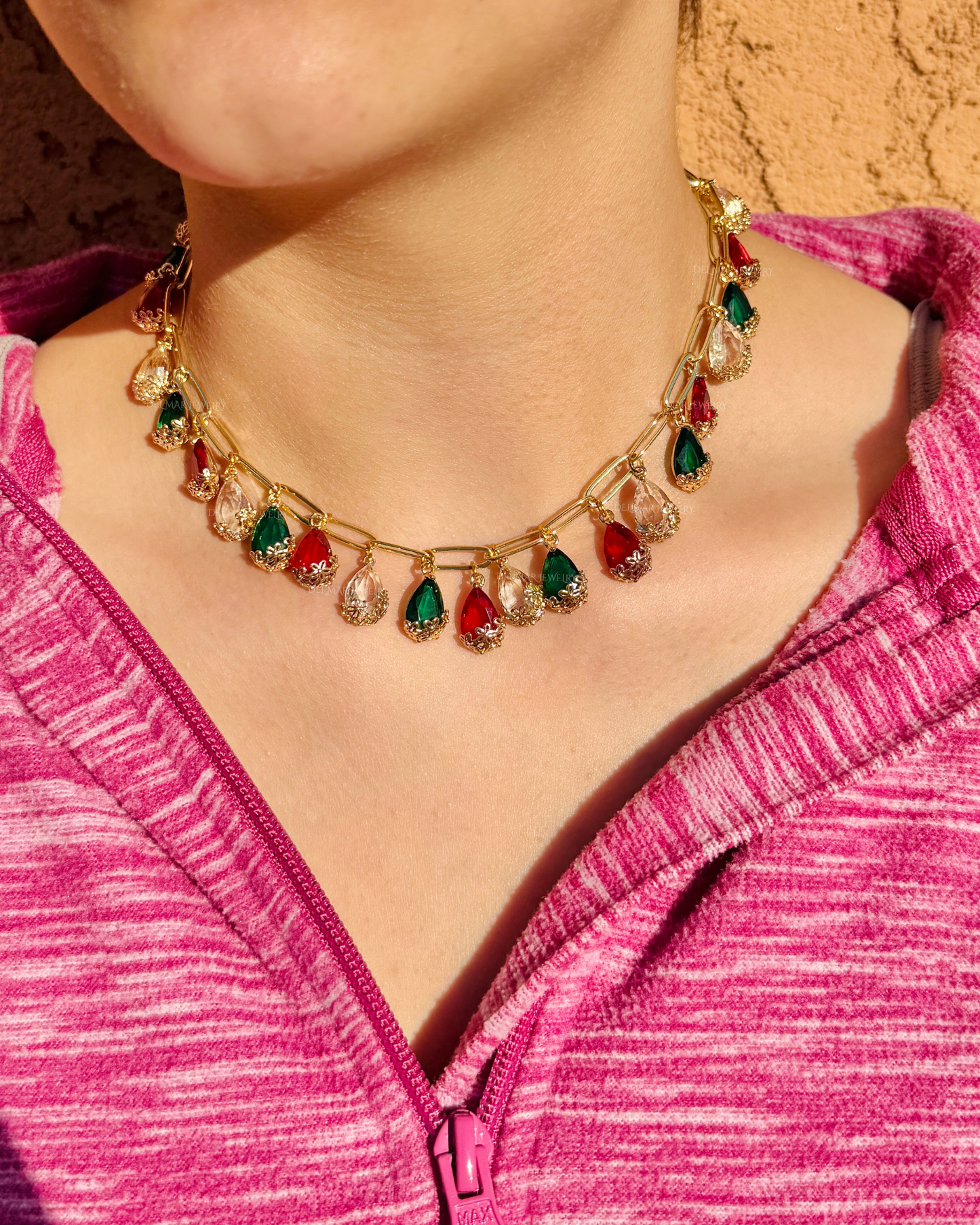 Elegancy Chained Crystal Teardrop Necklace