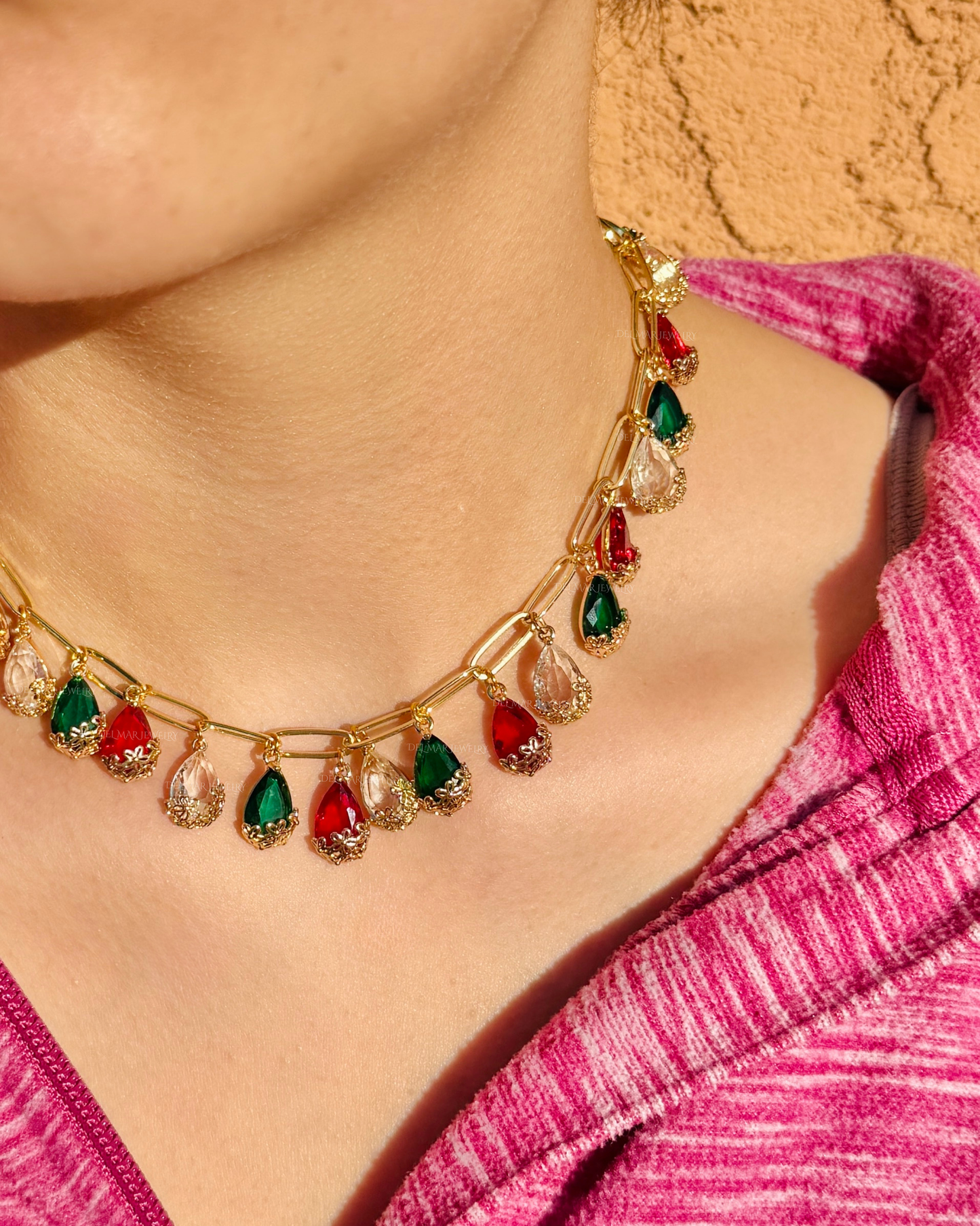 Elegancy Chained Crystal Teardrop Necklace