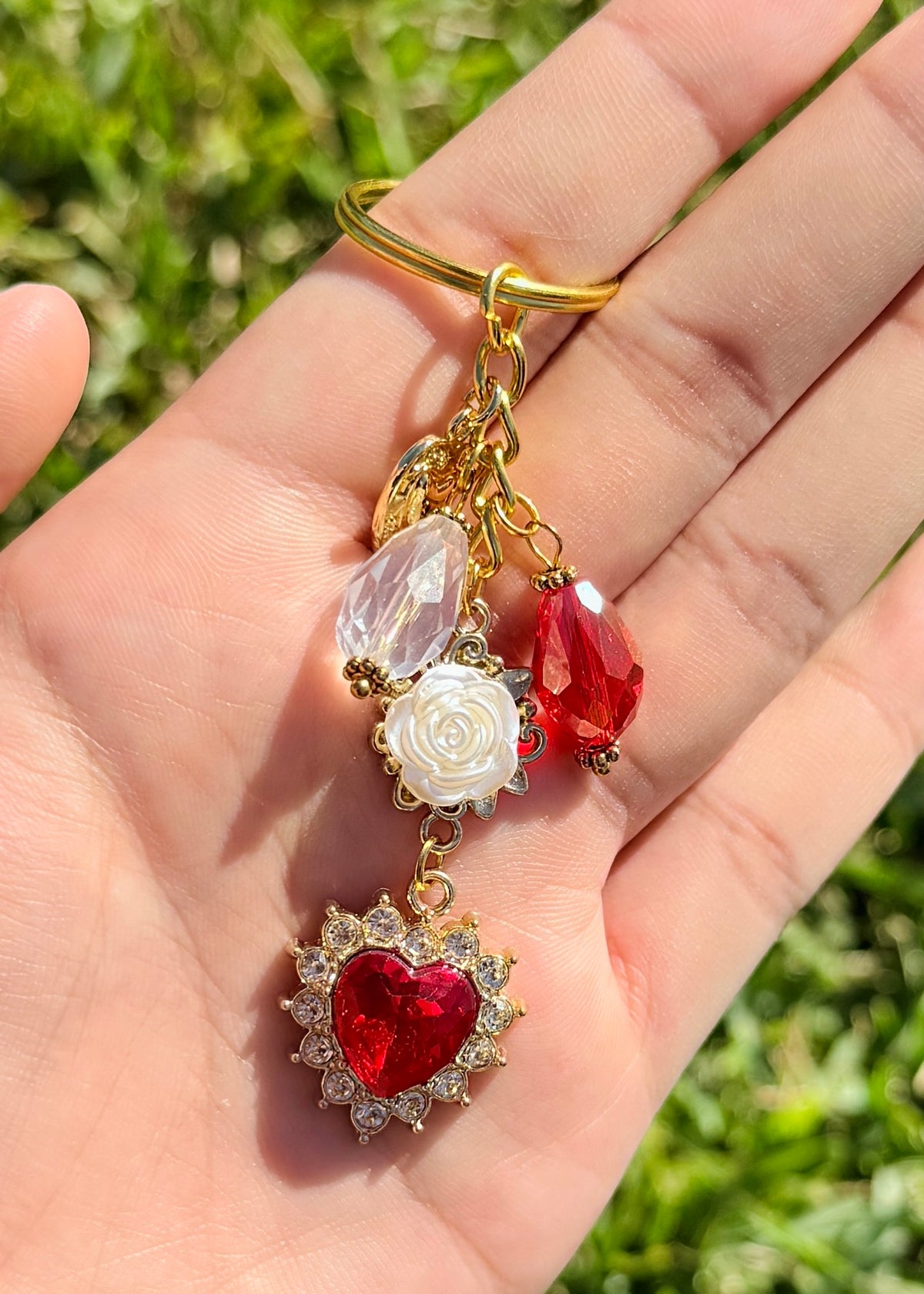 El Corazon en Rosas Keychain