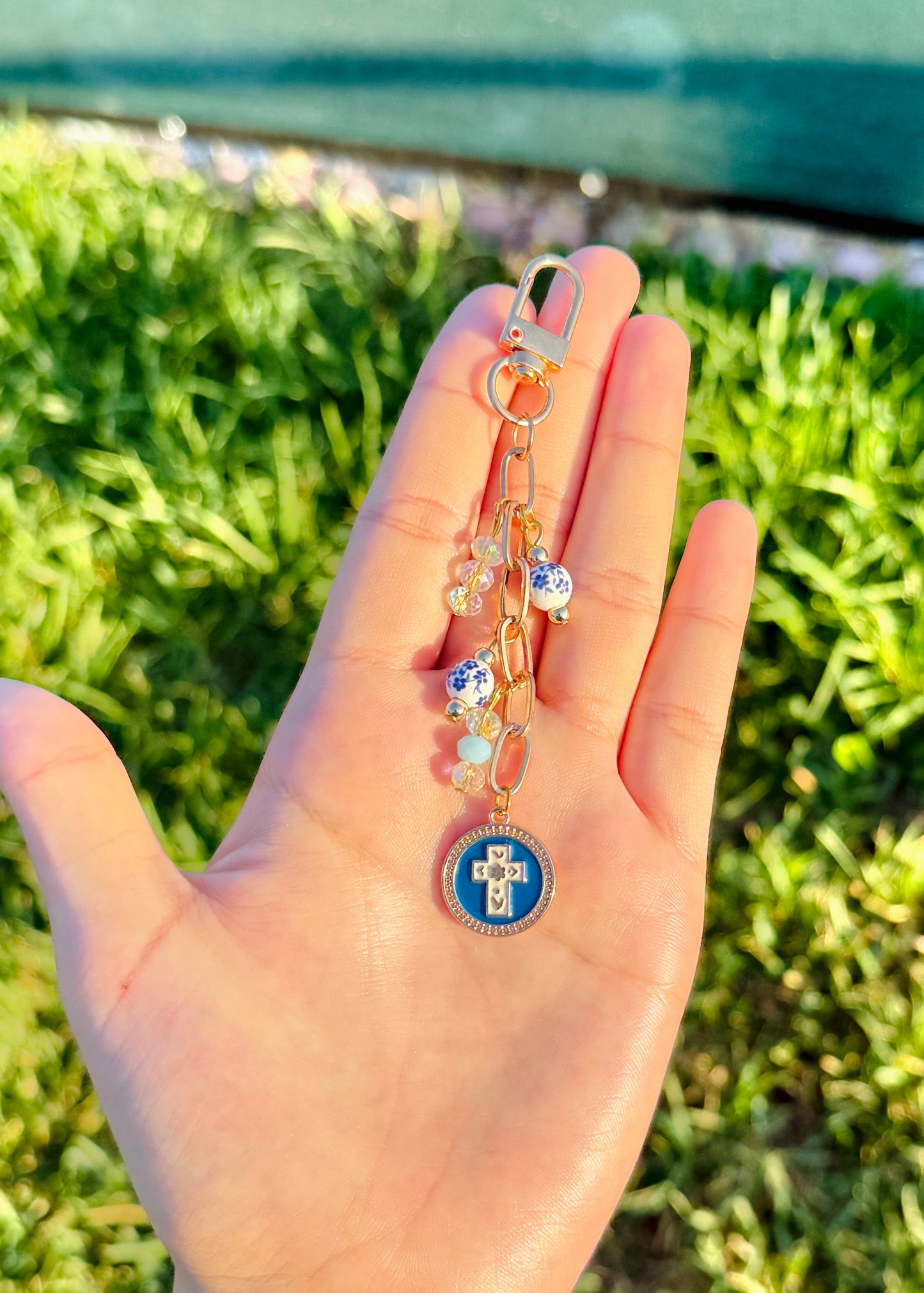 Victorian Romantic—Cross Keychain