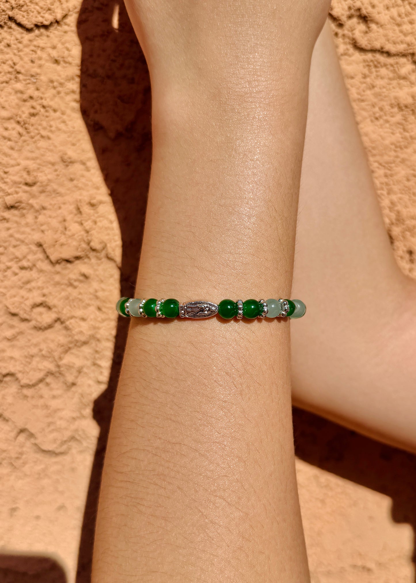 Summer de Virgin—6 mm Virgin de Guadalupe Glass Beaded Bracelet