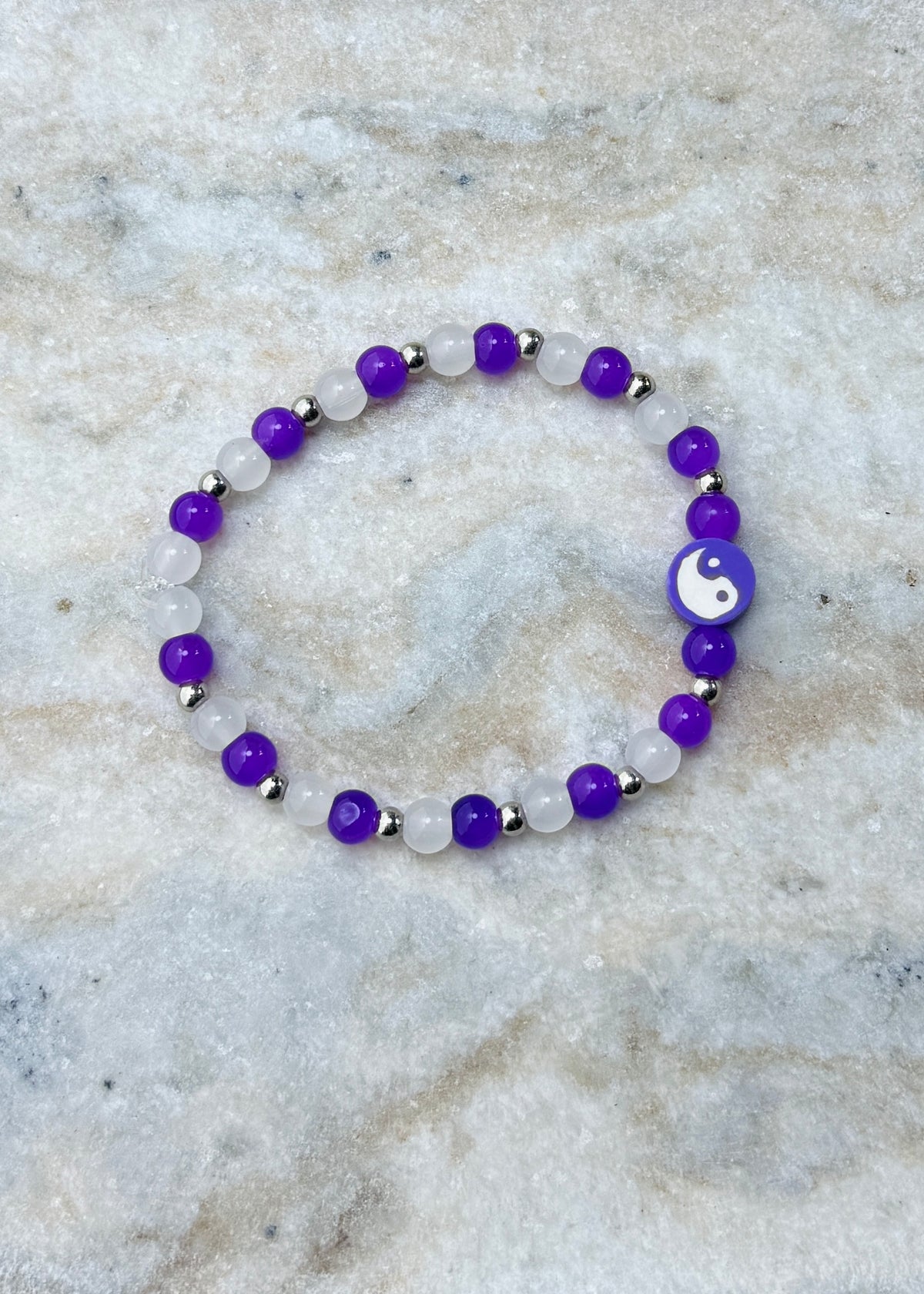 Yin Yang 6 mm—Glass Beaded Bracelet