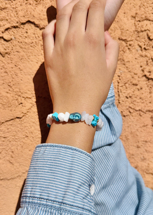 Skull Turquoise Howlite & Moonstone Crystal Beaded Bracelet